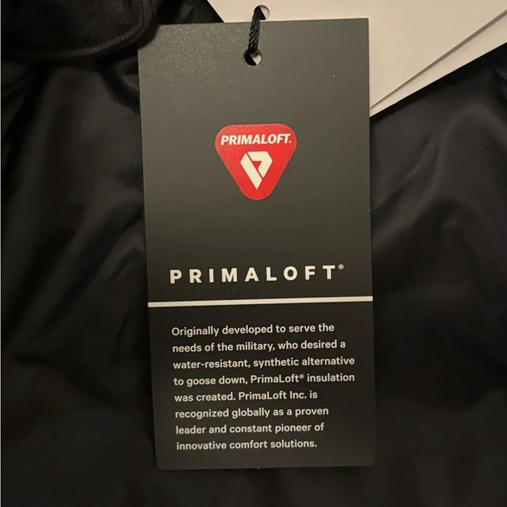 Brand New NWT LuluLemon Primaloft Black Another Mile Vest - Size 4